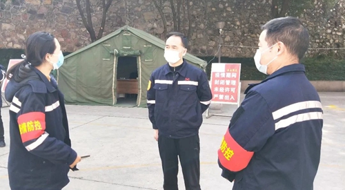 周金平先后到楚星公司、松滋肥業(yè)、實(shí)訓(xùn)基地和股份公司檢查疫情防控工作(圖4)