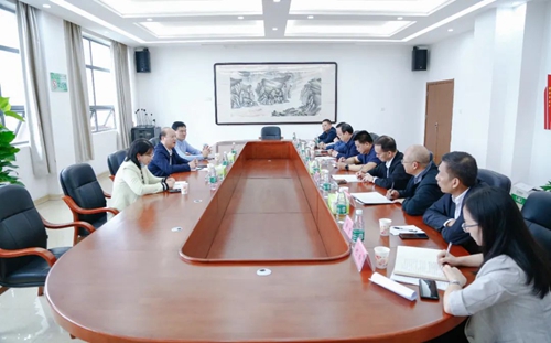 湖北省應(yīng)急管理廳黨委副書記、副廳長楊愛東到宜化實訓(xùn)基地現(xiàn)場調(diào)研(圖3)
