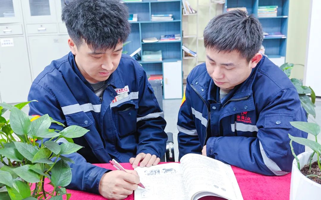 新疆宜化熱電分廠發(fā)電三班：夯實(shí)班組基礎(chǔ)，推進(jìn)自主管理(圖4)