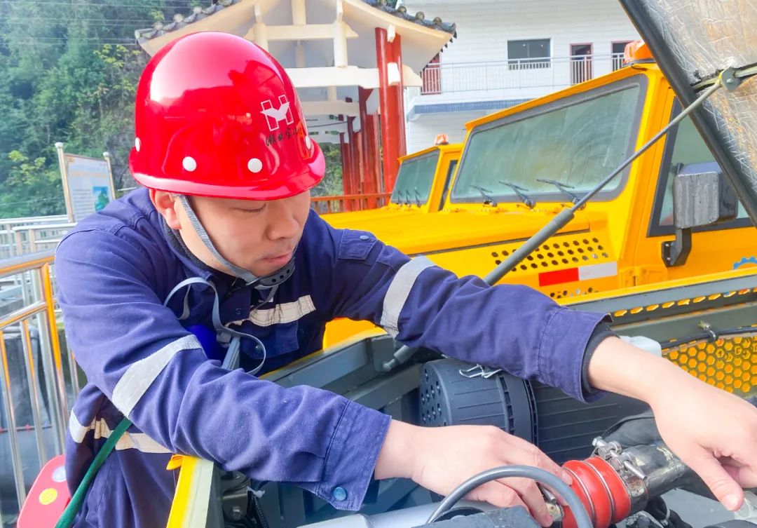 【宜化榜樣】宜化礦業(yè)余鵬程：不遺余力，用匠心書(shū)寫(xiě)奮進(jìn)青春(圖3)