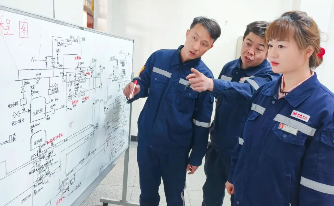 【宜化榜樣】新疆宜化王麗：立足平凡崗位，綻放巾幗風采(圖3)