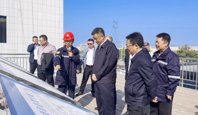 黑龍江省供銷合作社理事會主任趙勵軍、倍豐集團董事長徐陽一行到訪宜化集團(圖1)