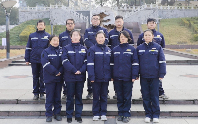 喜報(bào)！全國表彰，股份公司猇亭片區(qū)電解四班榜上有名！