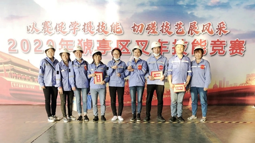 宜昌市猇亭區(qū)總工會(huì)組織叉車技能競(jìng)賽，股份公司多名選手獲得榮譽(yù)