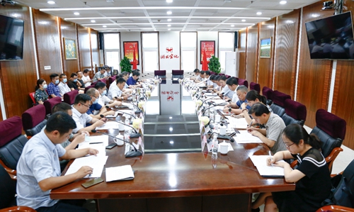 宜昌市國資委黨委書記、主任吳正新帶隊(duì)到宜化集團(tuán)調(diào)研